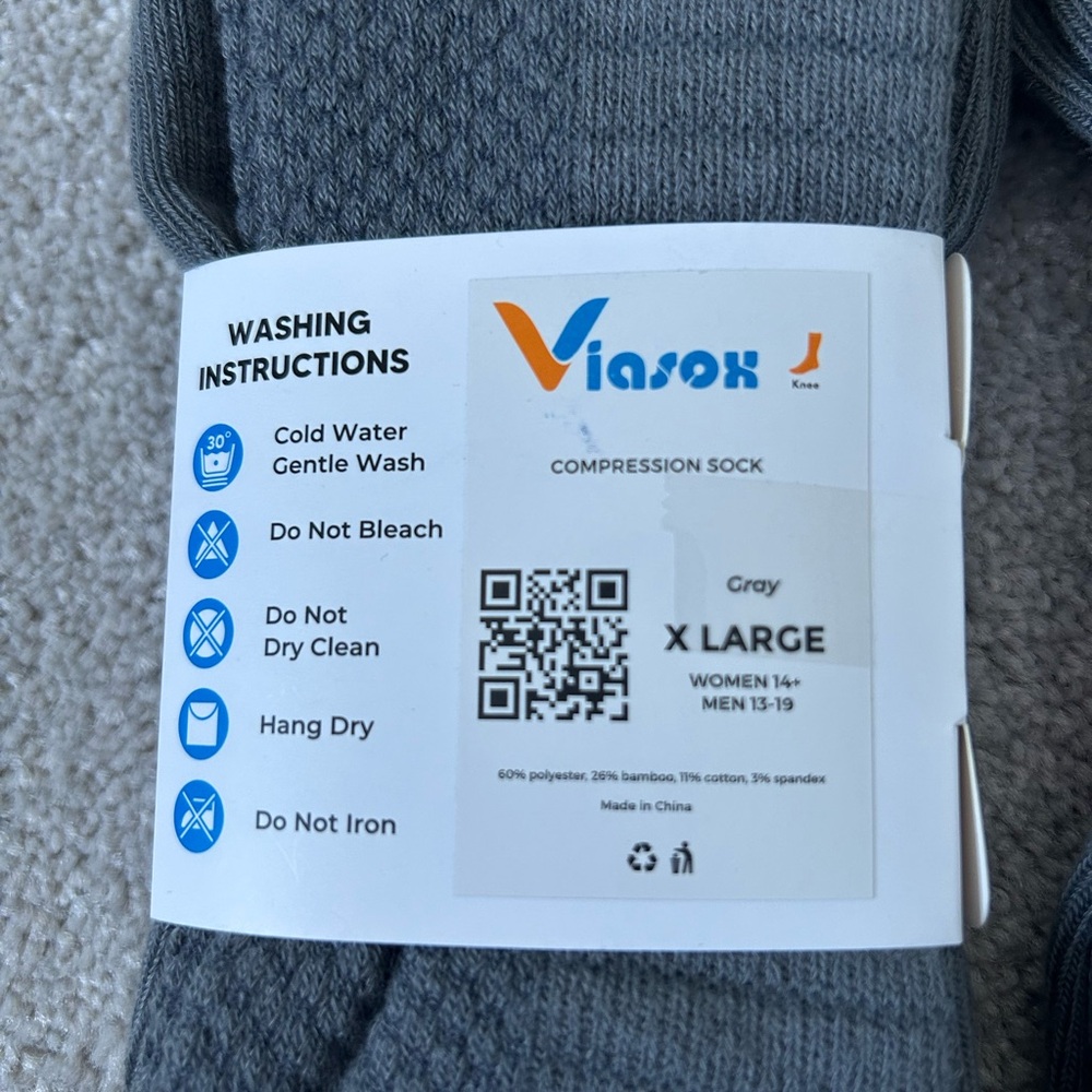 🔥🆕🔥 2 Pair NWT Viasox Diabetic EasyStretch Socks - Gray - L/XL - Picture 3 of 3
